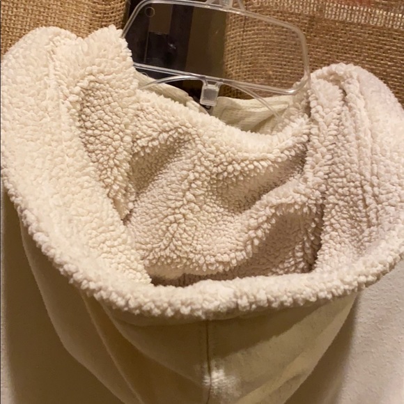 Nike Cream Jacket - Picture 3 of 16